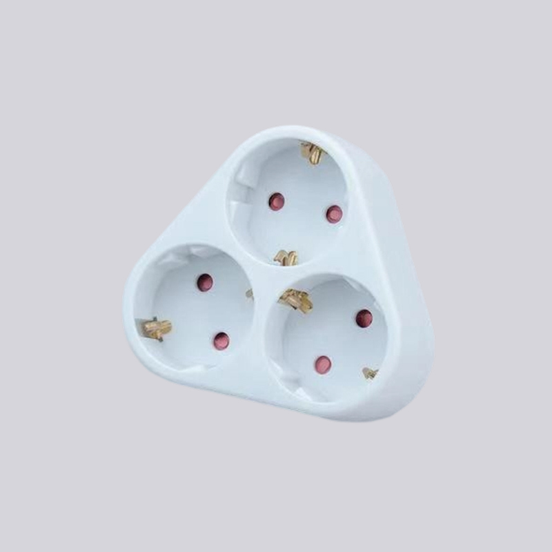 G01-03A german genus tria per plugs triangularis adaptor