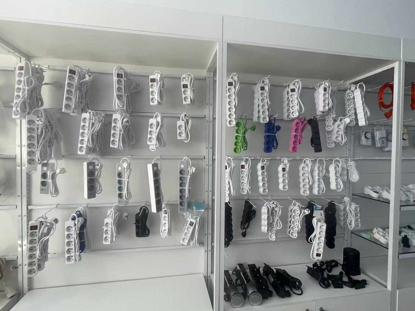 Cixi Lianou Electrical Appliance ad Showcase ad Spring Canton Fair, Booth G37
